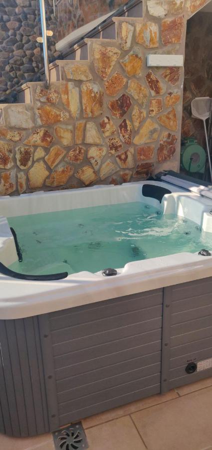 Casa Holmston, Duplex Villa With Hot Tub In Anfi Tauro Topaz Mogán Exterior foto