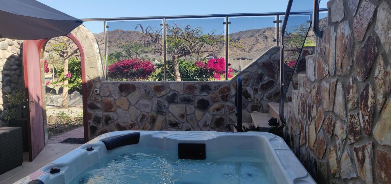 Casa Holmston, Duplex Villa With Hot Tub In Anfi Tauro Topaz Mogán Exterior foto